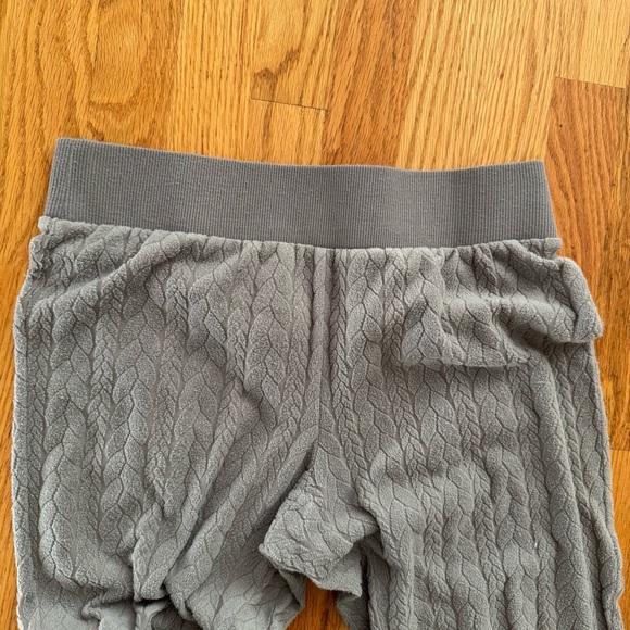 Jockey Under the Mistletoe Lightweight Cable Knit Fleece Legging - Picture 4 of 7